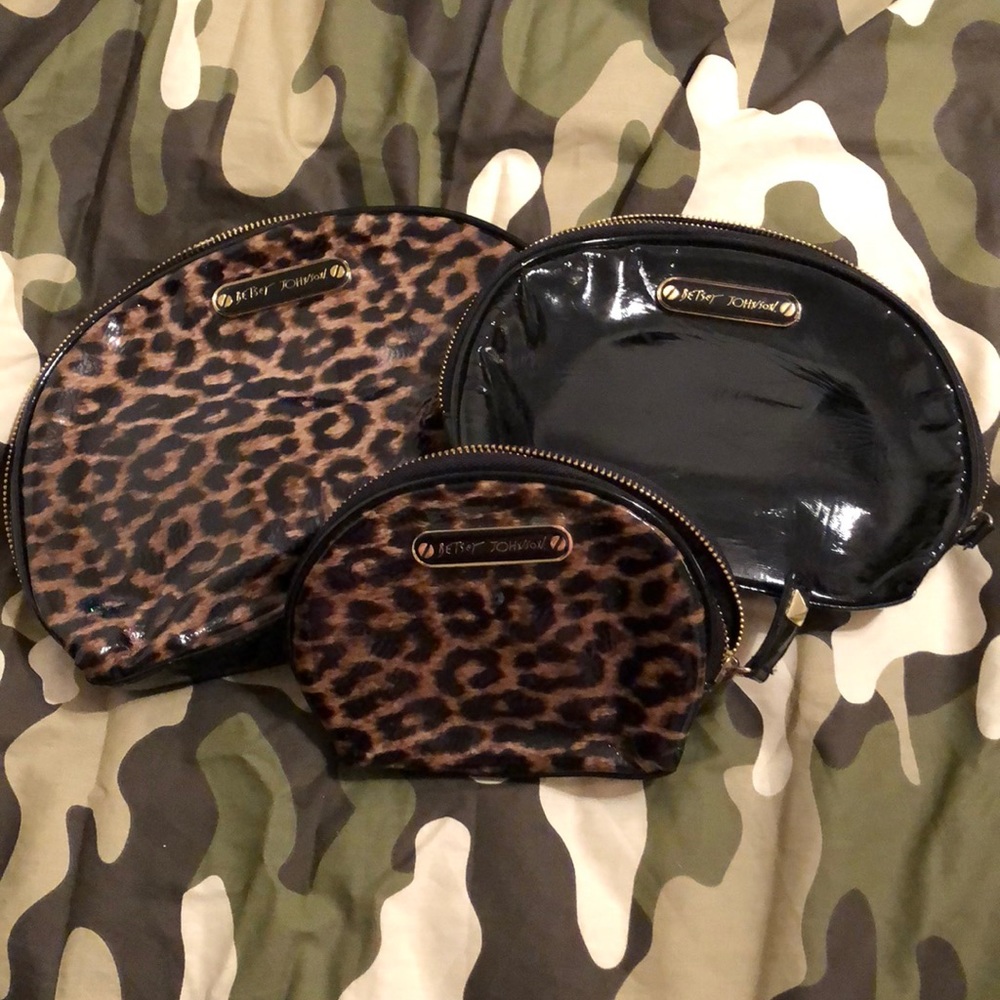 Betsey Johnson black and leopard make up bag set